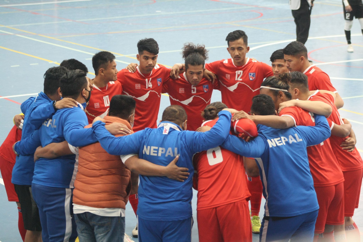 फुटसल टोली आज साँझ स्वदेश फर्किने