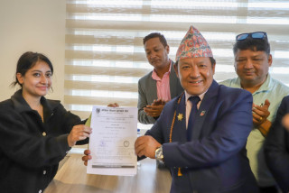 एन्फा अध्यक्ष शेर्पाले गराए उम्मेदवारी दर्ता