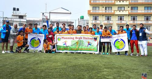 प्लानिङ ब्वाइज युनाइटेड बी डिभिजनमा बढुवा