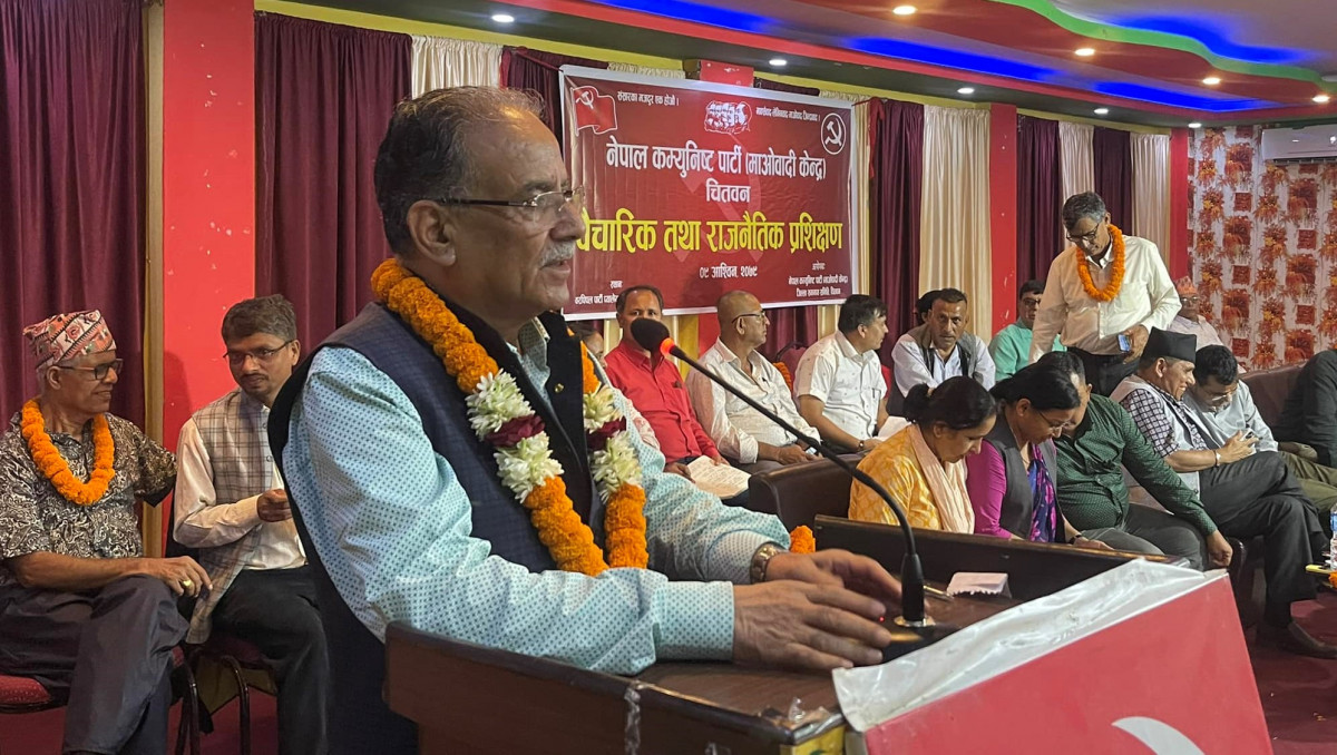 गठबन्धन मिलेर देशलाई दुर्घटनामा जानबाट जोगायौं : प्रचण्ड