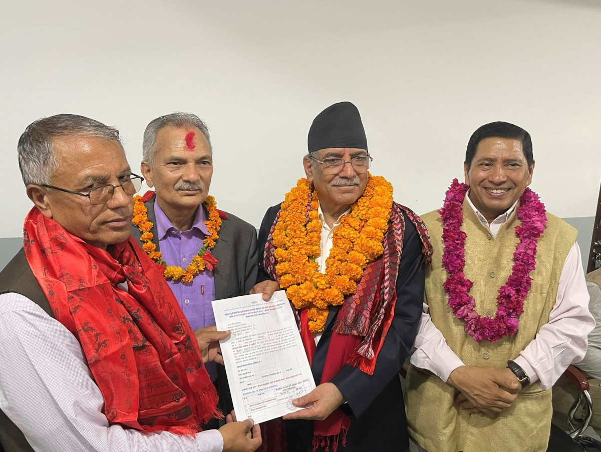 प्रचण्डले गरे गोरखा-२ मा उम्मेदवारी दर्ता (फोटो फिचर)