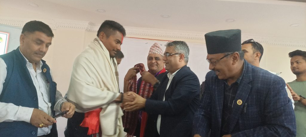 कप्तान पौडेललाई गृहजिल्लामा भव्य स्वागत