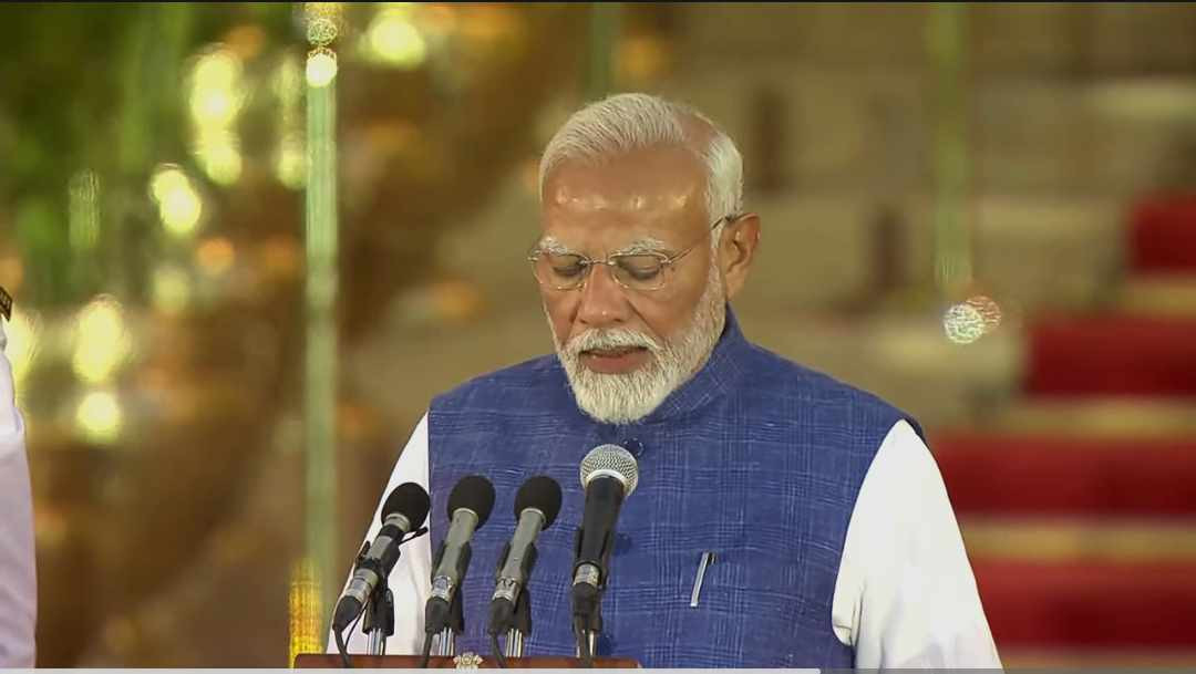 भारतका प्रधानमन्त्री नरेन्द्र मोदीले लिए पद तथा गोपनीयताको शपथ