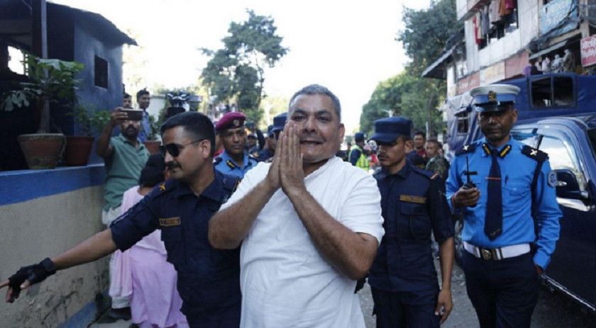 दुर्गा प्रसाईंलाई पाँच दिन थुनामा राखेर अनुसन्धान गर्न अदालतकोे अनुमति