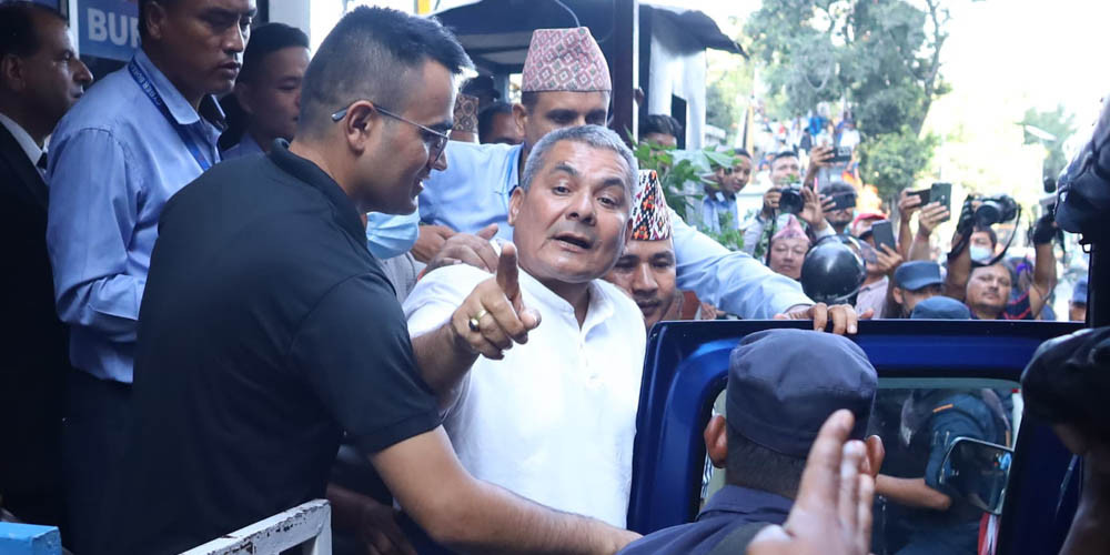 दुर्गा प्रसाईं फेरी पक्राउ