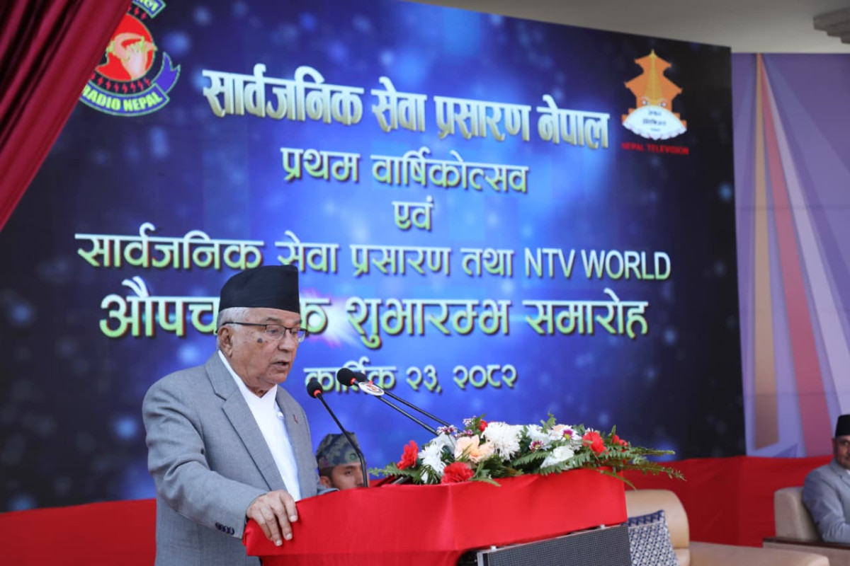 लोकतन्त्रको सुदृढीकरण गर्नमा सञ्चारमाध्यमहरुको योगदान महत्वपूर्ण:राष्ट्रपति पौडेल