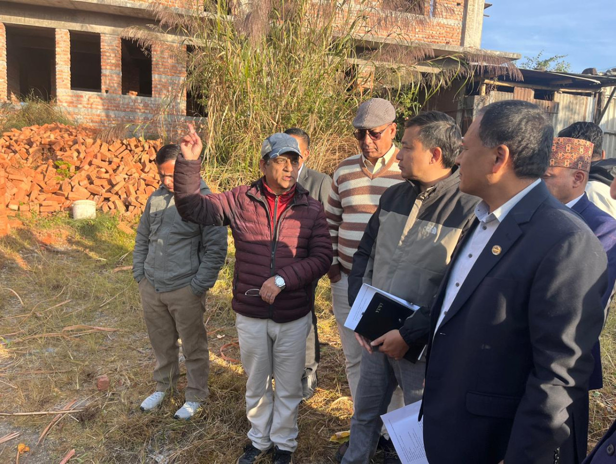पोखरा स्वास्थ्य विज्ञान प्रतिष्ठानको भवन निर्माण अलपत्र,अस्पताल निर्माणलाई बन्धक राख्नु हुँदैन:कुलमान घिसिङ