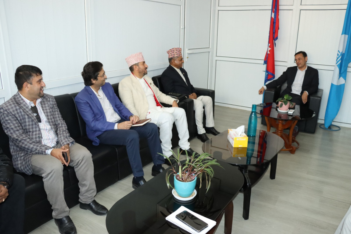 सरकारी राजनीतिक संवाद समितिको टोलीद्वारा रास्वपा पार्टी कार्यालयको अनुगमन