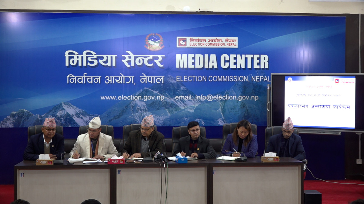 प्रत्यक्ष र समानुपातिकतर्फको १० लाख नमूना मतपत्र छपाइ सकियो:निर्वाचन आयोग