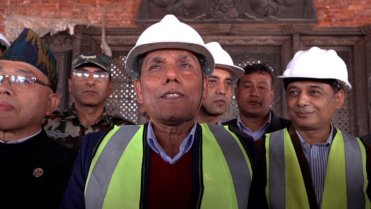 मन्त्री इङ्नाम र अध्यक्ष दाहालसहितको टोलीद्वारा निर्माणाधिन संसद भवनको अवलोकन