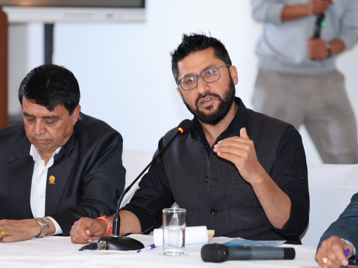 निजी क्षेत्रलाई रवि लामिछानेको सन्देश 'डराउनुपर्ने कारण छैन'