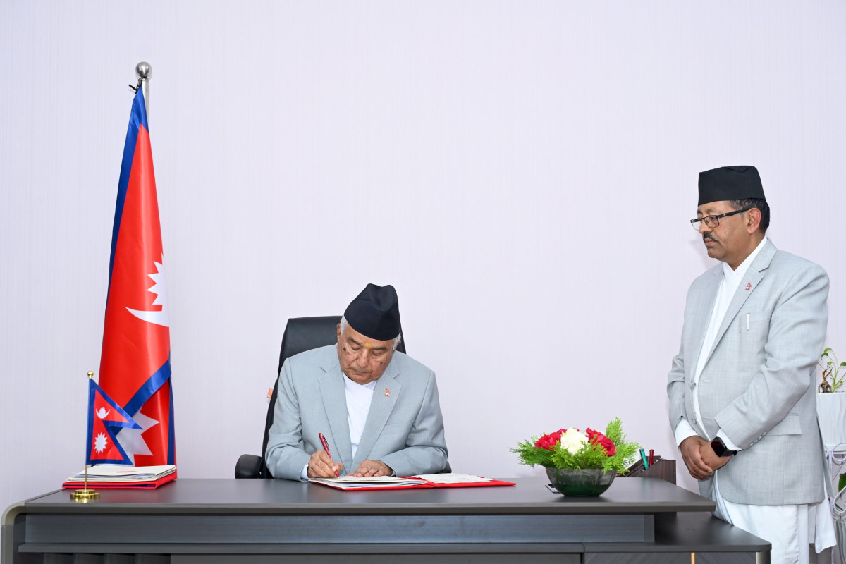 राष्ट्रपतिद्वारा संवैधानिक परिषद् सम्बन्धी विधेयक पुनर्विचारका लागि फिर्ता